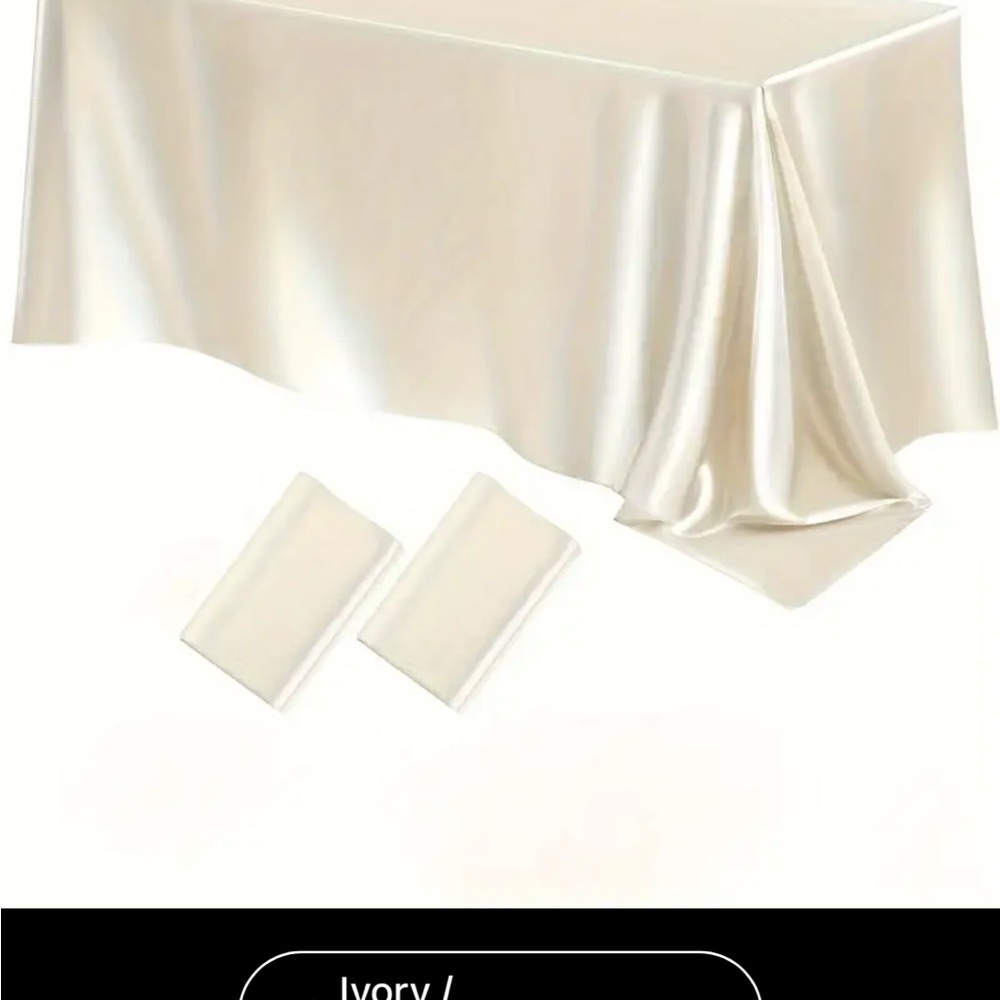 Elegant Ivory Tablecloth Set